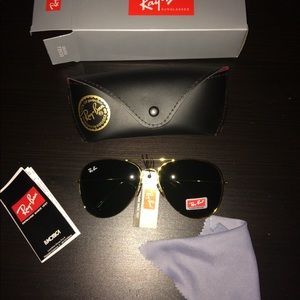 Ray bans aviator classic